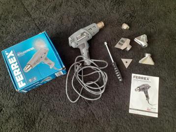 Heteluchtpistool 2000W met doos en accessoires beschikbaar voor biedingen