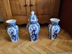 Delfts blauwe vazenset, Antiek en Kunst, Antiek | Keramiek en Aardewerk, Ophalen of Verzenden
