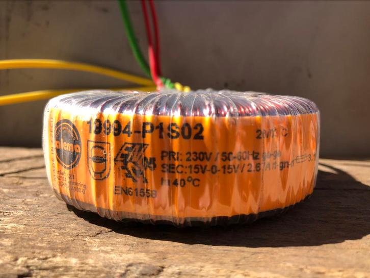 Ringkern Trafo’s | Transformator 25V | 15V, Hobby en Vrije tijd, Elektronica-componenten, Ophalen