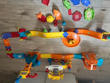 Toet toet auto beschikbaar voor biedingen