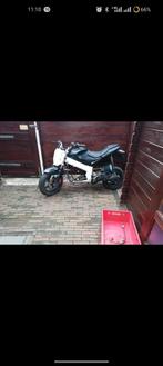 gillera dna 70cc met kenteken Sprinter scooter, Fietsen en Brommers, Ophalen, Maximaal 45 km/u, 70 cc, Zo goed als nieuw