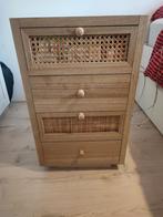 Nachtkastje rotan, Huis en Inrichting, Kasten | Ladekasten, Minder dan 50 cm, Gebruikt, Ophalen of Verzenden, Minder dan 100 cm