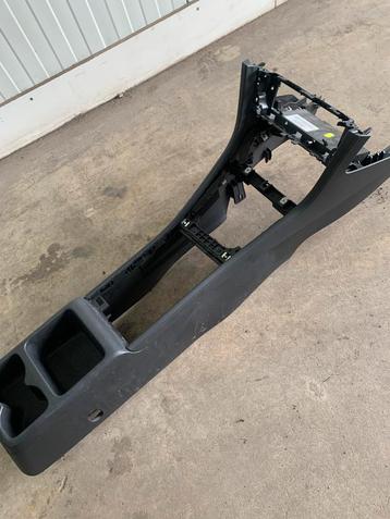 Middenconsole golf 7 beschikbaar voor biedingen