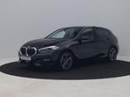 BMW 1-serie 118i 136 PK Automaat Sport Edition | CAMERA | KE, Gebruikt, Met garantie (alle), Zwart, Bedrijf