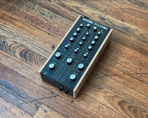 Ecler Warm 2 Rotary Mixer, Muziek en Instrumenten, Synthesizers, Zo goed als nieuw, Overige merken, Ophalen of Verzenden