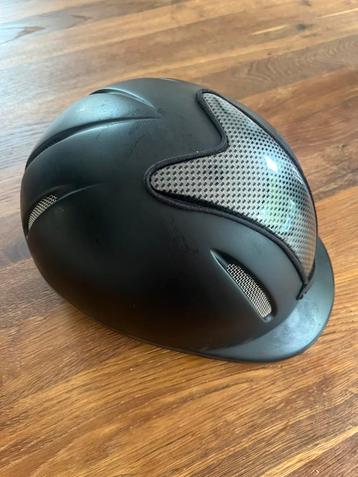 Nette paardrij helm van Covalliero type Carbonic beschikbaar voor biedingen