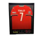 Cristiano Ronaldo Portugal 2025 ingelijst thuis shirt, Verzamelen, Sportartikelen en Voetbal, Buitenlandse clubs, Soccersignings.nl