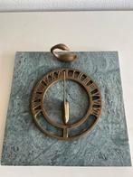 Zonnewijzer Brons/messing op marmeren plaat, Tuin en Terras, Ophalen of Verzenden