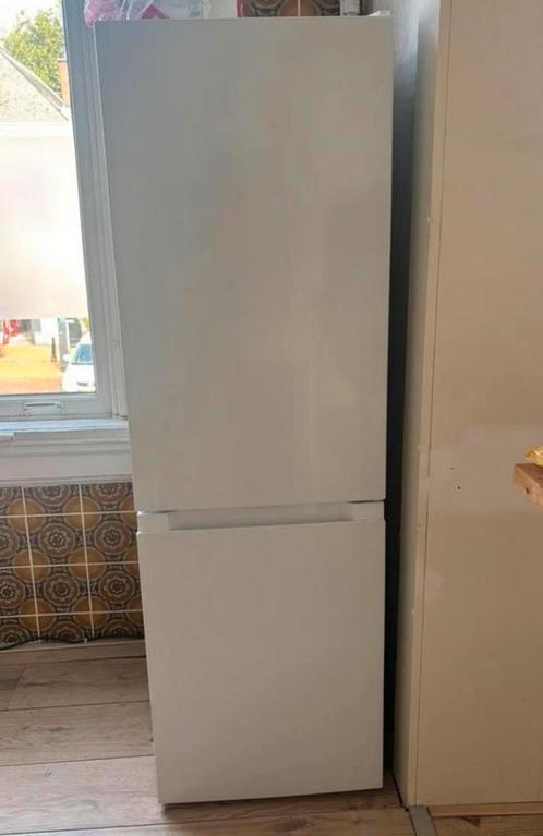 Ikea koelkast Lagan, Witgoed en Apparatuur, Koelkasten en IJskasten, Zo goed als nieuw, Met vriesvak, 160 cm of meer, 45 tot 60 cm