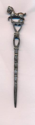 Antieke zilveren pijpenragger Paardje, Antiek en Kunst, Verzenden, Zilver