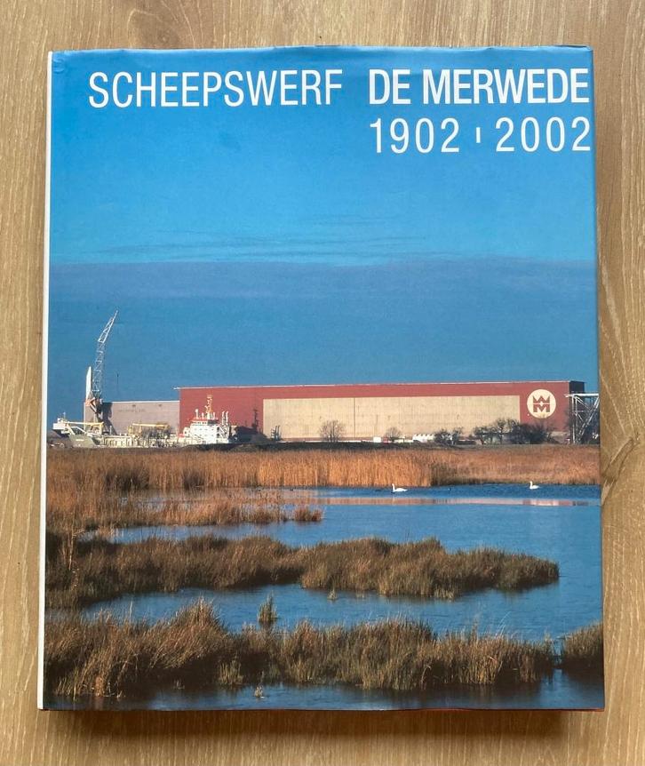 Scheepswerf De Merwede 1902-2002, Verzamelen, Scheepvaart, Zo goed als nieuw, Boek of Tijdschrift, Motorboot, Verzenden