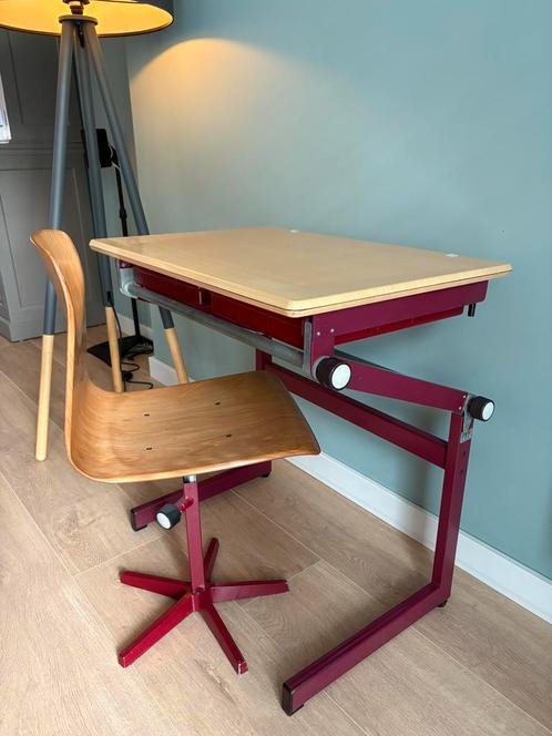 Bureautafel en stoel, Kinderen en Baby's, Kinderkamer | Tafels en Stoelen, Zo goed als nieuw, Tafel(s) en Stoel(en), Ophalen