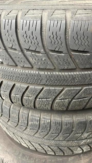 Mercedes winterbanden 225/55/r16 beschikbaar voor biedingen