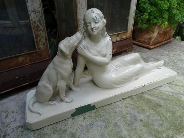 Keramiek beeld vrouw met hond S. Milan (264) of S. Milo, Antiek en Kunst, Kunst | Beelden en Houtsnijwerken, Ophalen