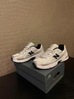 New Balance Unisex U740NW2 White/Silver Metallic/Navy, Wit, Nieuw, Ophalen of Verzenden, Sneakers of Gympen