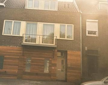 Balkon, gepoedercoat beschikbaar voor biedingen