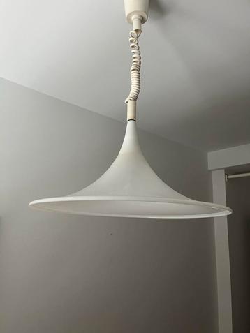 Vintage heksenhoed Hanglamp beschikbaar voor biedingen