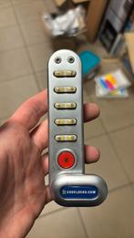 code slotjes voor kluisjes. €10 per stuk, Ophalen, Zo goed als nieuw