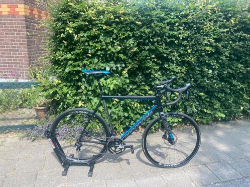 Cannondale caad 12 met disc, Fietsen en Brommers, Fietsen | Racefietsen, Zo goed als nieuw, Overige merken, Meer dan 20 versnellingen