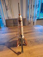 Blikken raket, Ophalen of Verzenden, Actiefiguurtje