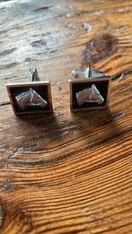 Paardenmanchetknopen zilverkleurige, Ophalen of Verzenden, Zo goed als nieuw, Overige materialen