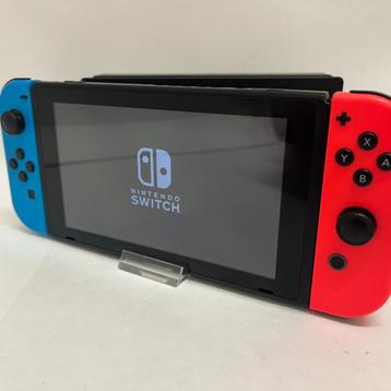 Nintendo Switch V2 32GB Blauw/Rood beschikbaar voor biedingen