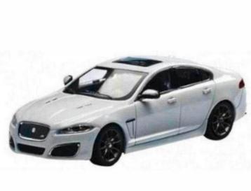 Aanbieding Origineel Dealermodel Jaguar XF-R Polaris white beschikbaar voor biedingen