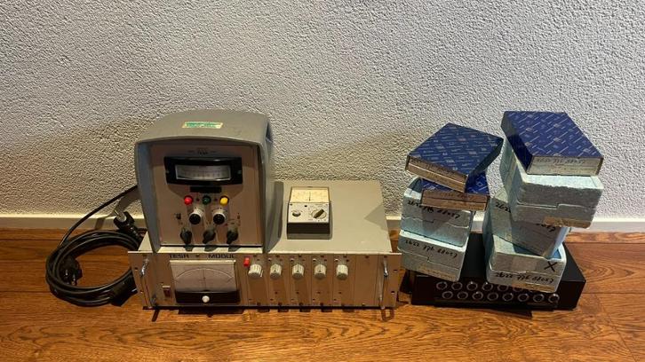 Tesa uitlezing tastersset GT44 GT622 TESATRONIC draaibank, Doe-het-zelf en Verbouw, Meetapparatuur, Zo goed als nieuw, Afstand