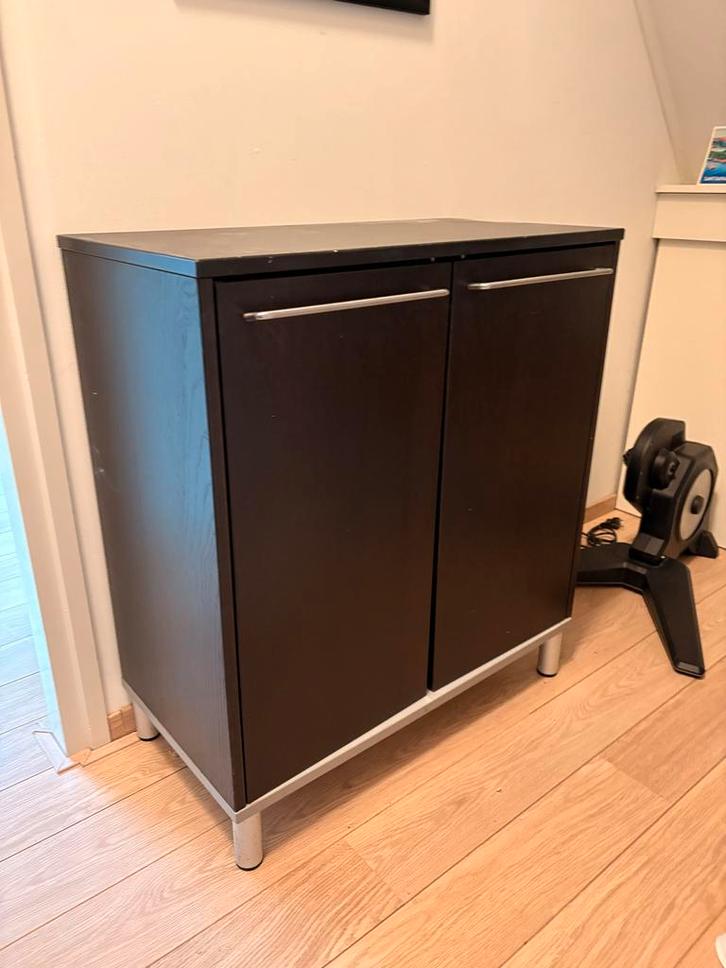 Gratis IKEA Effektiv kast - Zelf ophalen incl 2 trappen!, Huis en Inrichting, Kasten | Kledingkasten, Gebruikt, Minder dan 100 cm