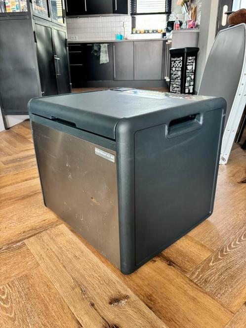 Tristar hybridcool hc 45 / Mobi cool, Caravans en Kamperen, Koelboxen, Zo goed als nieuw, Elektrisch, Ophalen