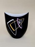 Vaas Regina Gouda, decor Ruimte, model 1305, Antiek en Kunst, Verzenden