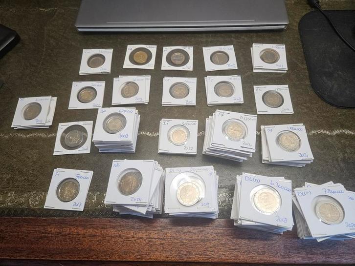 Verzamel 2 euromunten - diverse landen, Postzegels en Munten, Munten | Europa | Euromunten, Ophalen of Verzenden