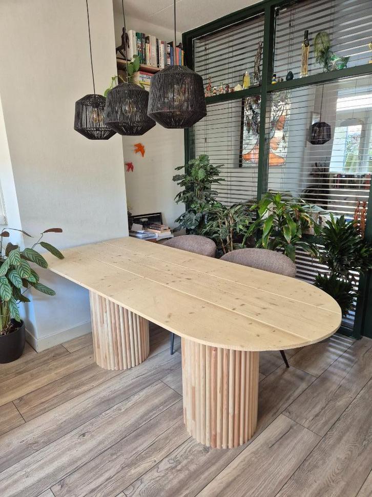 Prachtige Fluted Eettafel, Huis en Inrichting, Tafels | Eettafels, Gebruikt, 50 tot 100 cm, 200 cm of meer, Vijf personen of meer