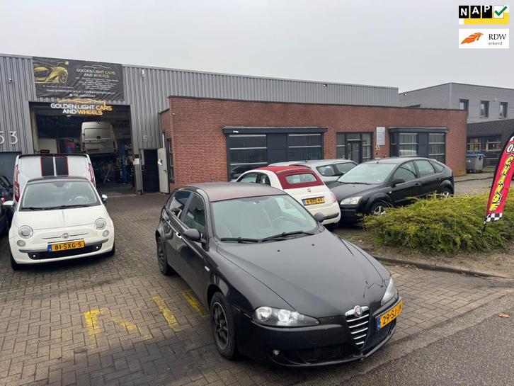 Alfa Romeo 147 1.6 T.Spark Progression 14 Maanden APK Airco, Auto's, Alfa Romeo, Bedrijf, Te koop, ABS, Airbags, Airconditioning