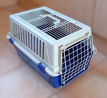 Blauw-creme transportbox - reismand 48x32,5x29 cm - open top beschikbaar voor biedingen
