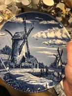 Vintage Royal Tudor Bord met Molen Voorstelling, Ophalen of Verzenden