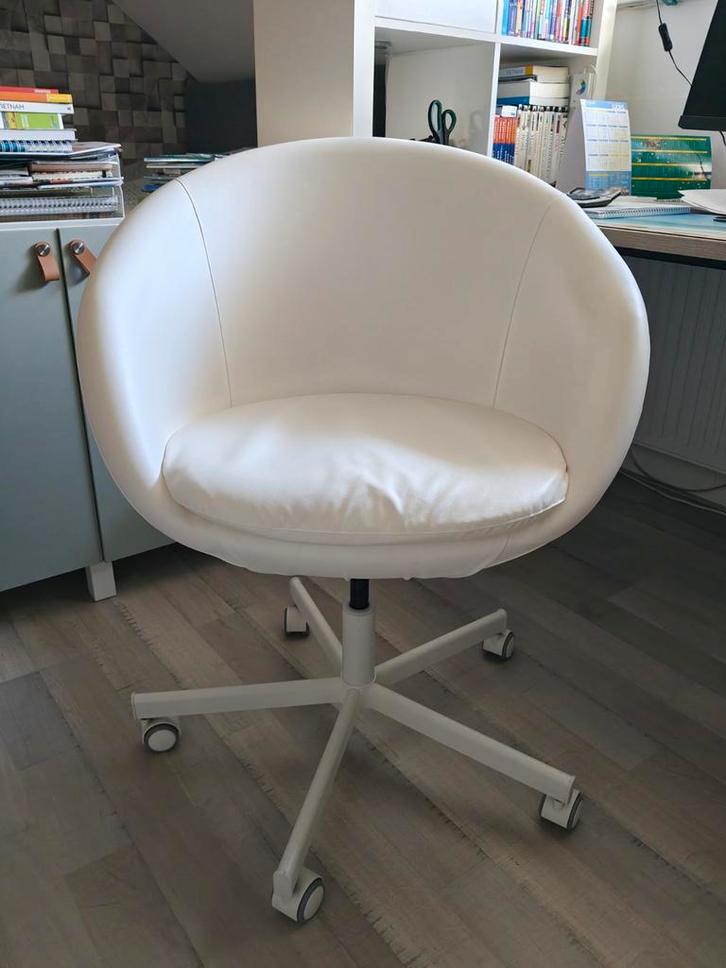 IKEA SKRUVSTA bureaustoel - Ysane wit, Huis en Inrichting, Bureaustoelen, Zo goed als nieuw, Bureaustoel, Wit, Ophalen of Verzenden