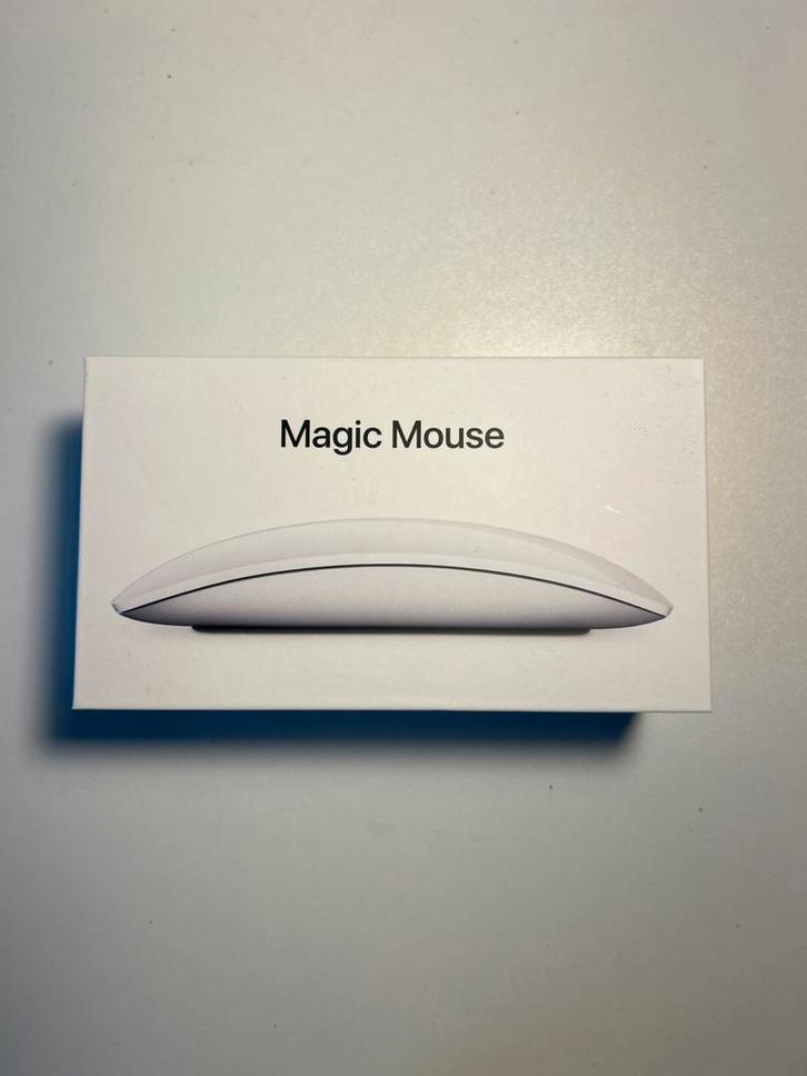 Apple Magic Mouse - Draadloze Muis - wit, Computers en Software, Muizen, Zo goed als nieuw, Muis, Rechtshandig, Draadloos, Ophalen of Verzenden