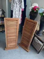 Twee brocante louvre luiken op voet brocante landelijk, Huis en Inrichting, Woonaccessoires | Kamerschermen, Ophalen, Zo goed als nieuw
