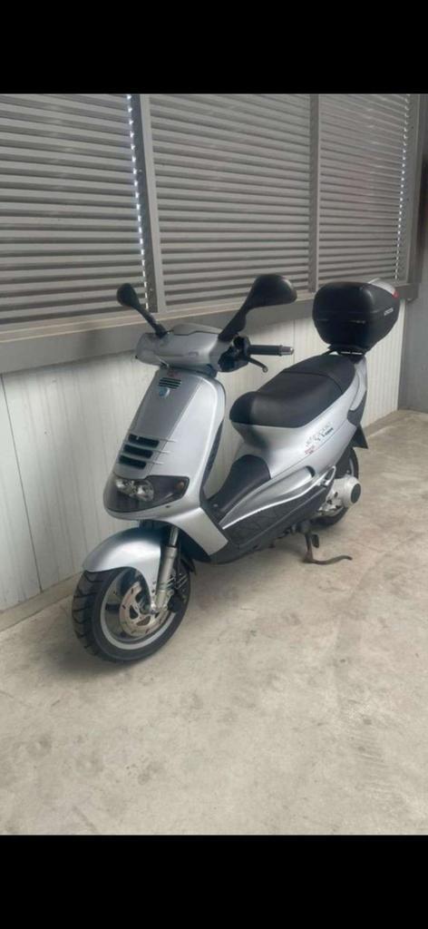 Piaggo skipper lx 125 cc 4 t Duitse motor en  in goede staat, Fietsen en Brommers, Scooters | Piaggio, Zo goed als nieuw, Overige modellen