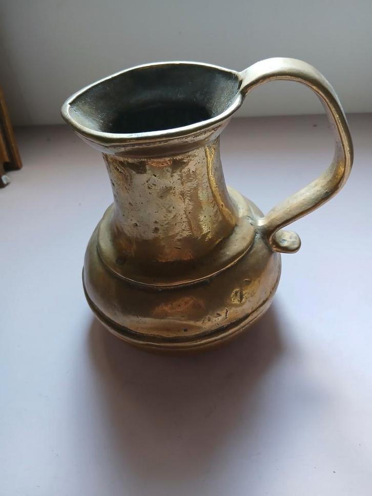 Antieke koperen Kan, Antiek en Kunst, Antiek | Koper en Brons, Brons, Ophalen of Verzenden