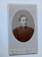 CDV Zwolle Vrouw, Gebruikt, Foto, Ophalen of Verzenden, Voor 1940