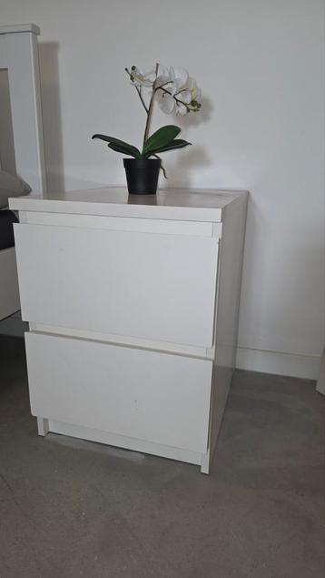 Mooie ladekast met veel ruimte/ Nice drawer with big space