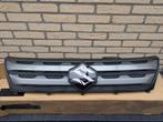 Originele Suzuki Vitara Grille (2015+), Gebruikt, Voor, Ophalen of Verzenden, Bumper
