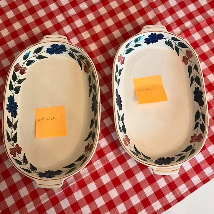 Twee oude boerenbont broodschalen 418, Antiek en Kunst, Curiosa en Brocante, Ophalen of Verzenden