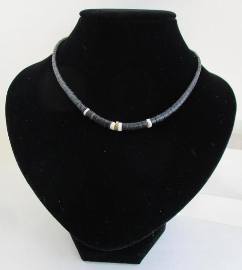 Kett. KT22: Mooie Zwarte Schelp ketting-45cm.-met Wit, Sieraden, Tassen en Uiterlijk, Kettingen, Nieuw, Steen of Mineraal, Zwart