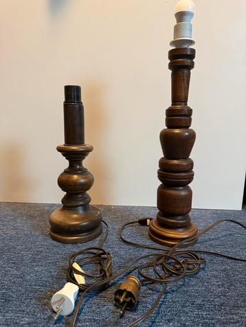 Mooie lampenvoet vintage hout beschikbaar voor biedingen