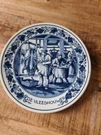 Wandbord De Vleeshouder Delfts Blauw, Antiek en Kunst, Antiek | Wandborden en Tegels, Verzenden