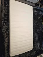 Peuterbed set: matras, dekbedden, kussen, hoeslakens, Kinderen en Baby's, Ophalen, Gebruikt, Jongetje of Meisje, Wit