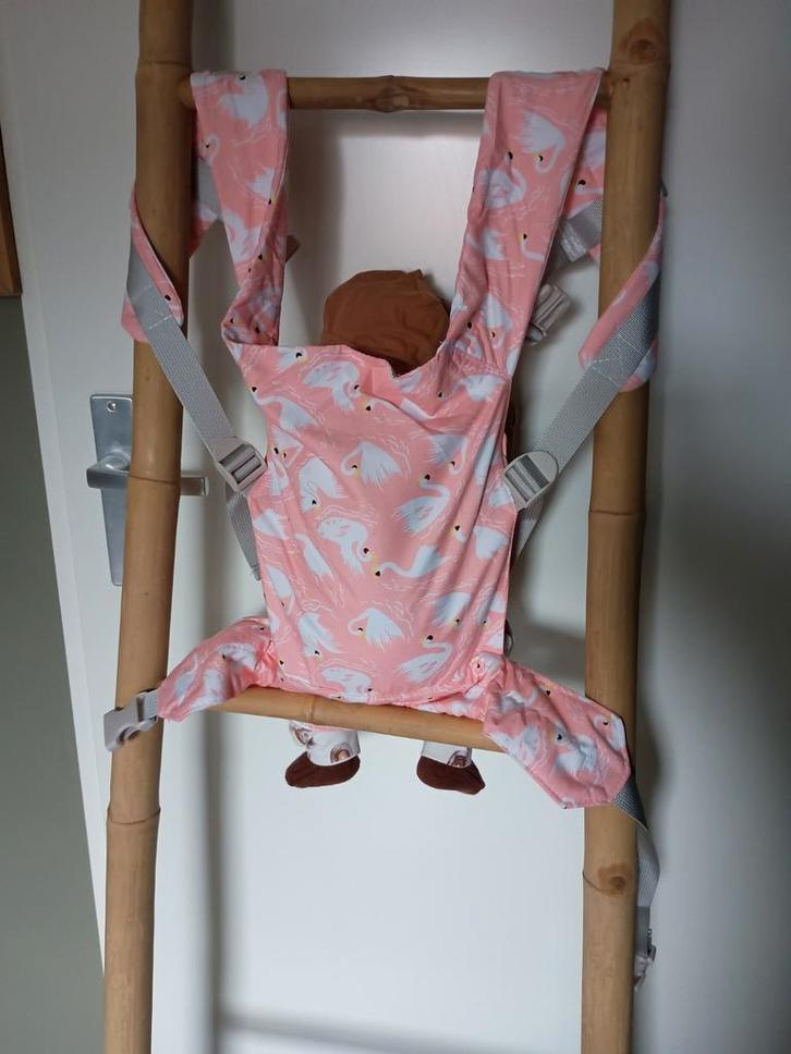 Poppendraagzak zwanen / poppen draagzak ( look al like Tula), Kinderen en Baby's, Speelgoed | Poppen, Nieuw, Babypop, Ophalen of Verzenden